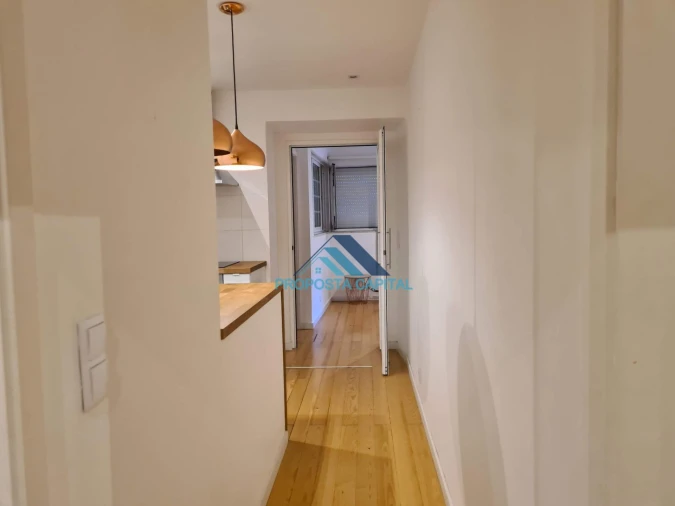 Apartamento T2 para Venda em Santo António Foto 4