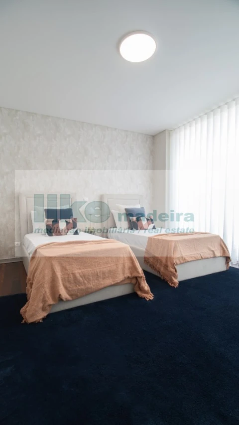 Apartamento T4 para Venda em Funchal (Se)