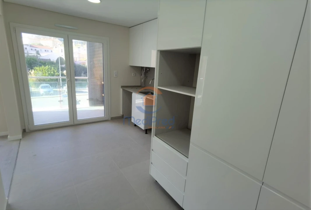 Apartamento T2 para Venda em Santo António dos Cavaleiros e Frielas Foto 6