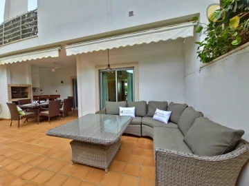 Moradia T4 para Venda em Quarteira