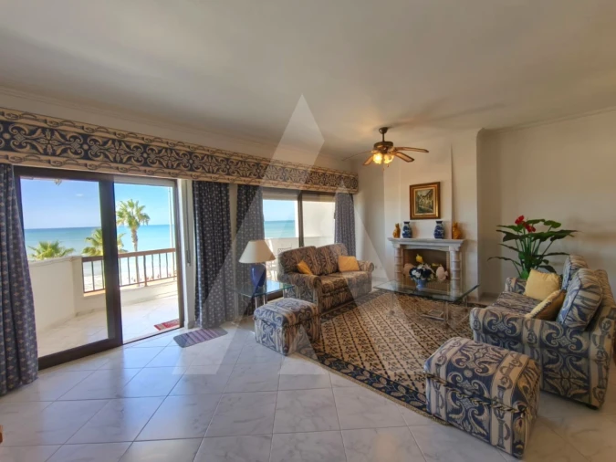 Apartamento T3 para Venda em Quarteira Foto 5