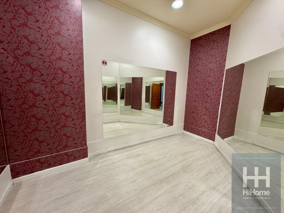 Loja para Arrendamento em Funchal (Se) Foto 6