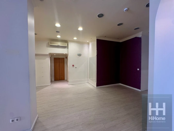 Loja para Arrendamento em Funchal (Se) Foto 10