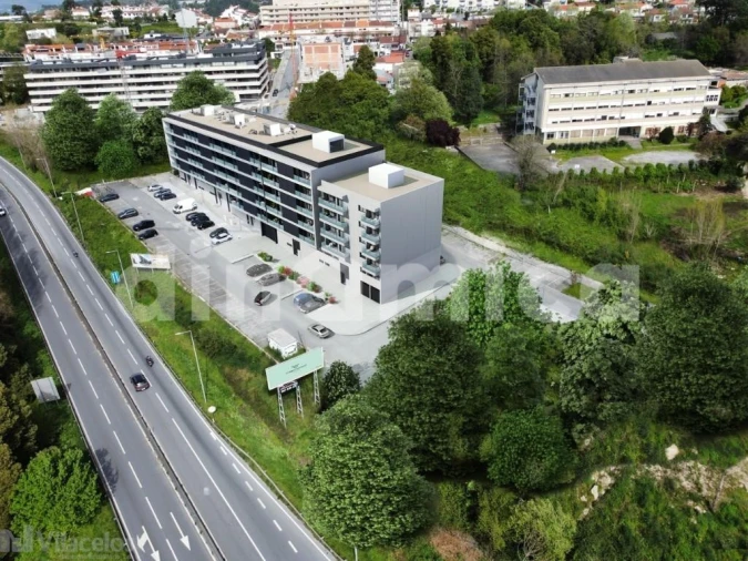 Apartamento T2 para Venda em Azurem Foto 2