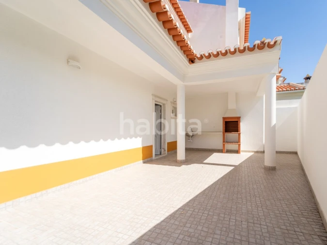 Quinta T4 para Venda em Ericeira Foto 1