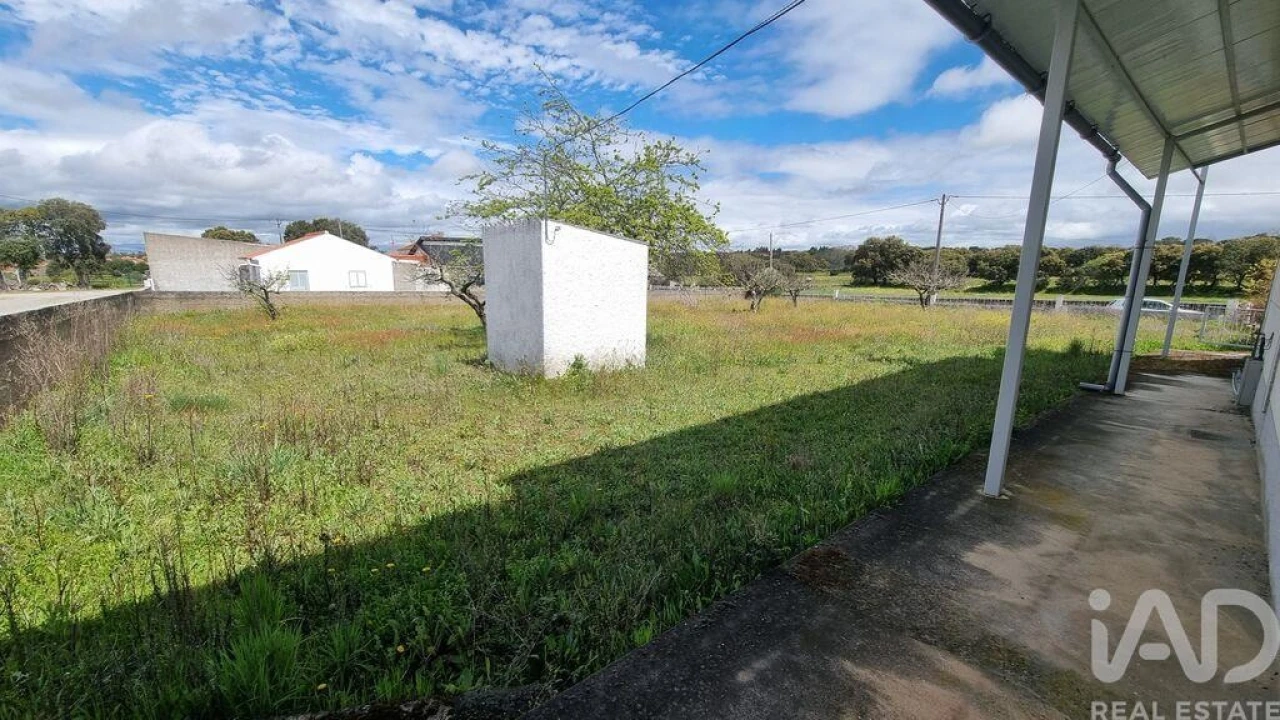 Moradia T4 para Venda em Freineda Foto 31