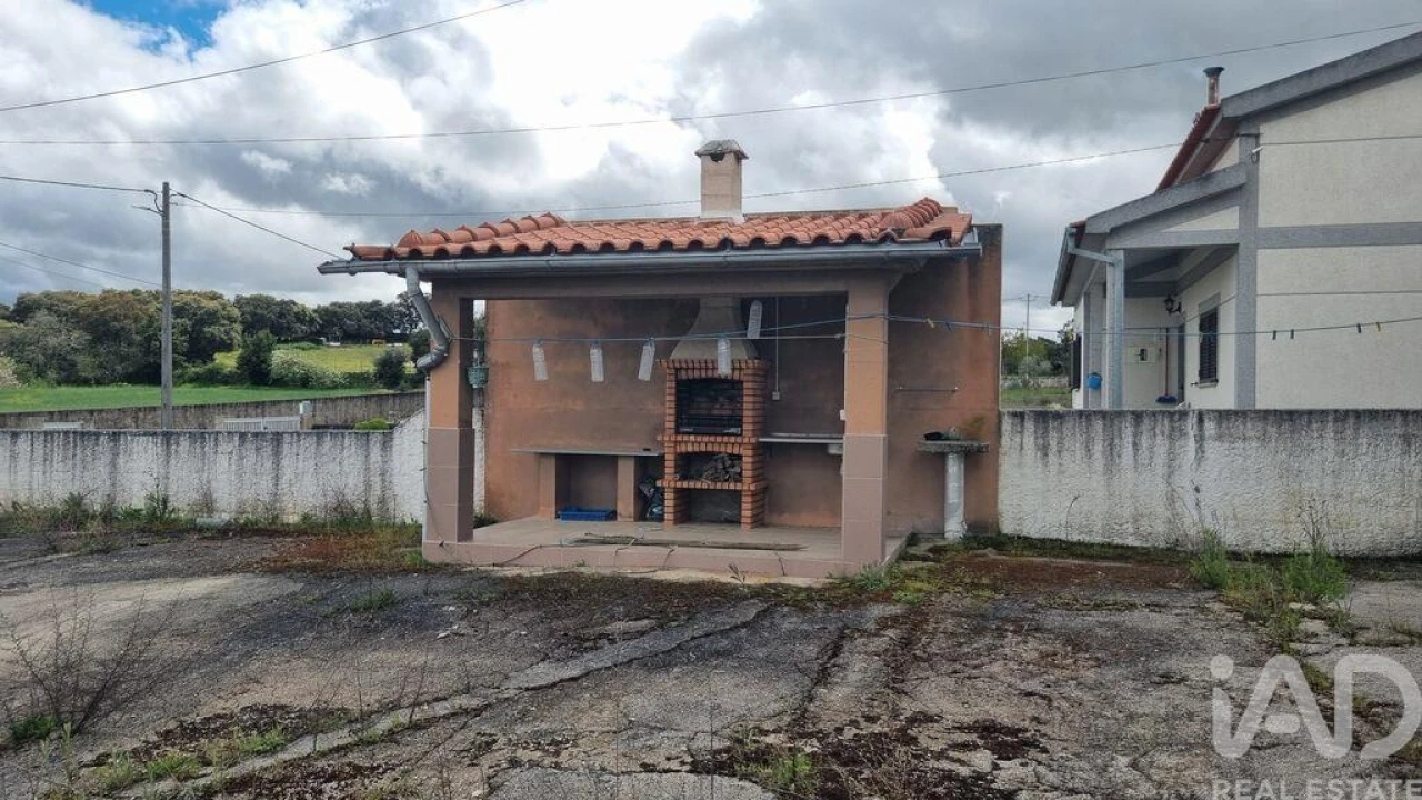 Moradia T4 para Venda em Freineda Foto 25