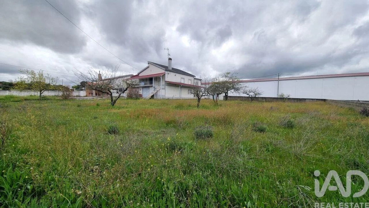 Moradia T4 para Venda em Freineda Foto 29