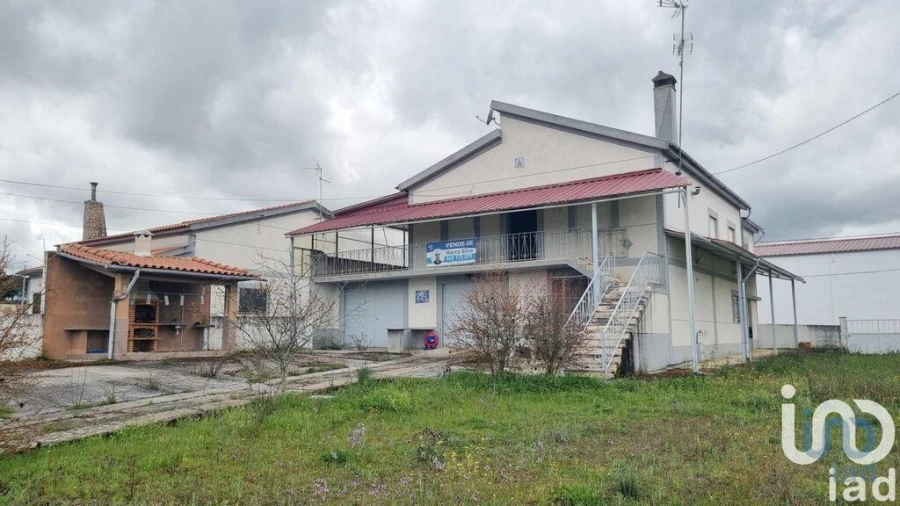 Moradia T4 para Venda em Freineda