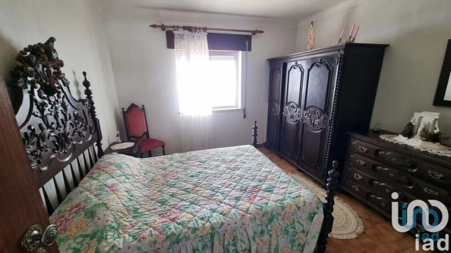 Moradia T4 para Venda em Freineda Foto 6