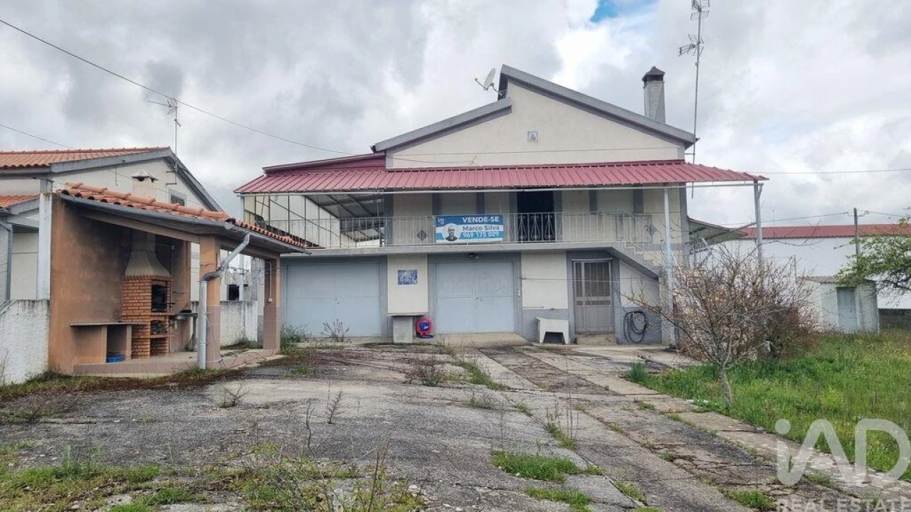 Moradia T4 para Venda em Freineda Foto 32