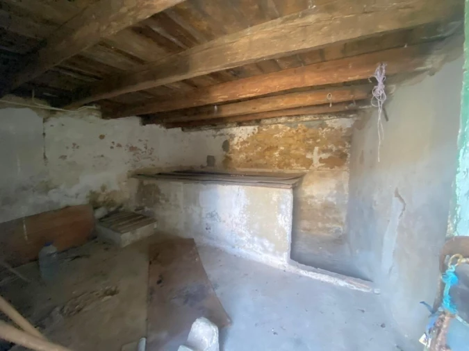 Moradia T2 para Venda em Nossa Senhora do Pranto Foto 8