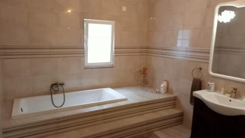 Moradia T5 para Venda em Santa Maria e São Miguel, São Martinho, São Pedro Penaferrim