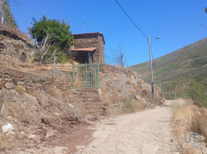 Moradia T2 para Venda em Verdelhos Foto 2