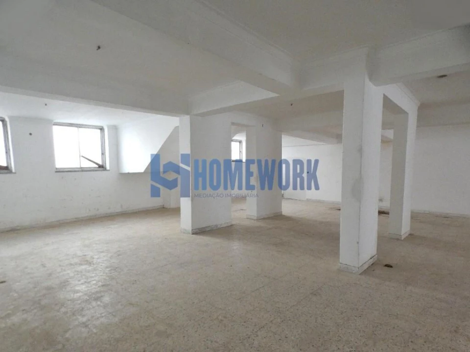 Loja para Venda em Agualva e Mira-Sintra Foto 4