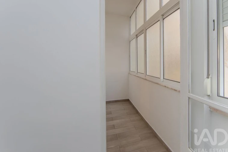 Apartamento T3 para Arrendamento em União das Freguesias de Setúbal Foto 2