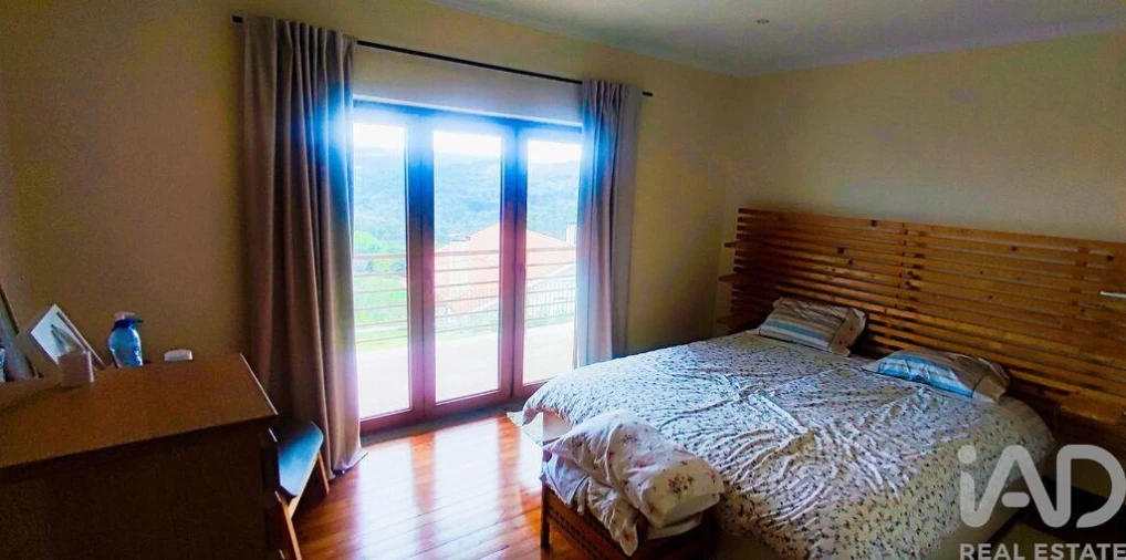 Moradia T3 para Venda em Candemil e Gondar Foto 21