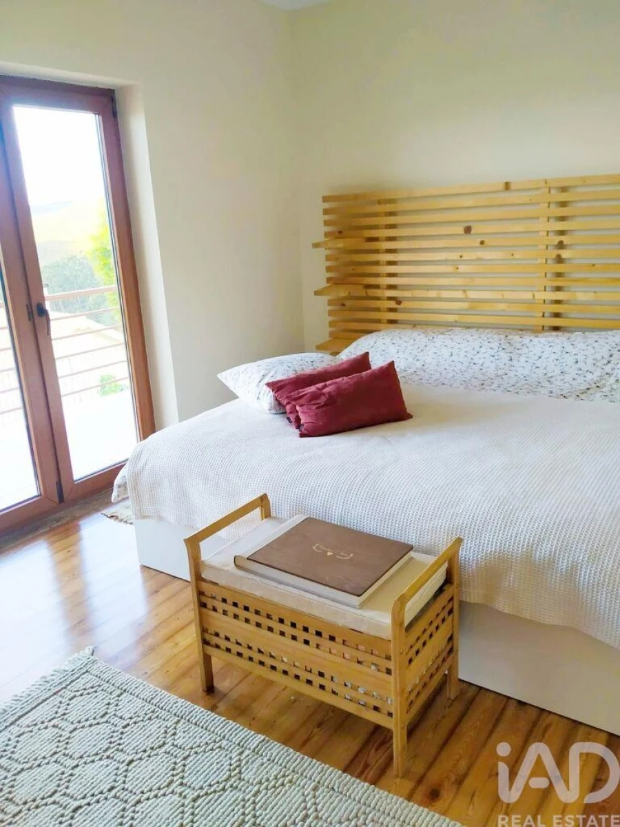 Moradia T3 para Venda em Candemil e Gondar Foto 18