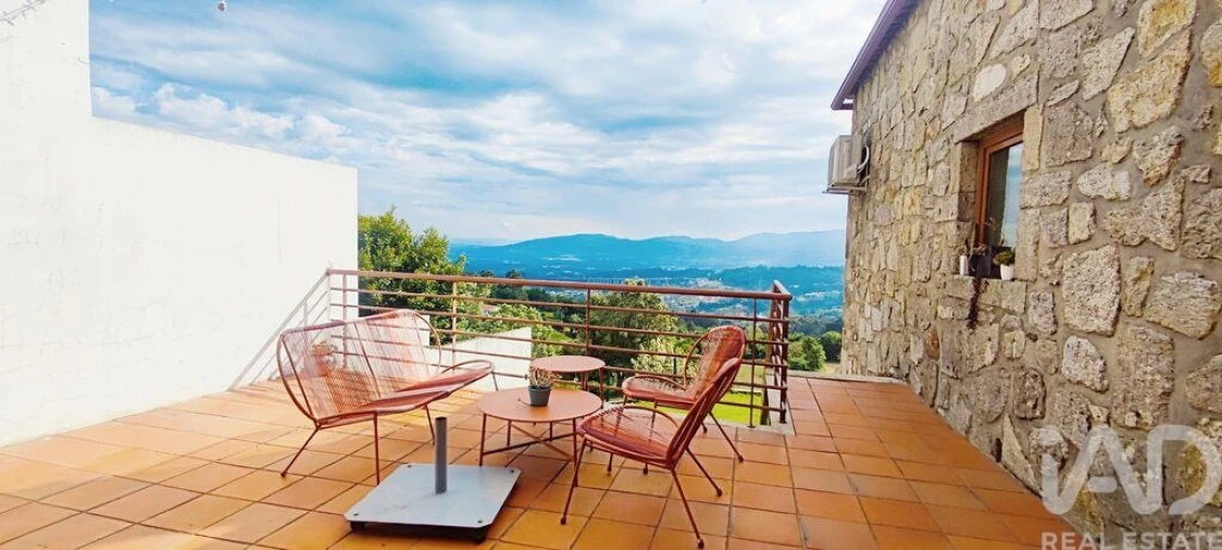 Moradia T3 para Venda em Candemil e Gondar Foto 7