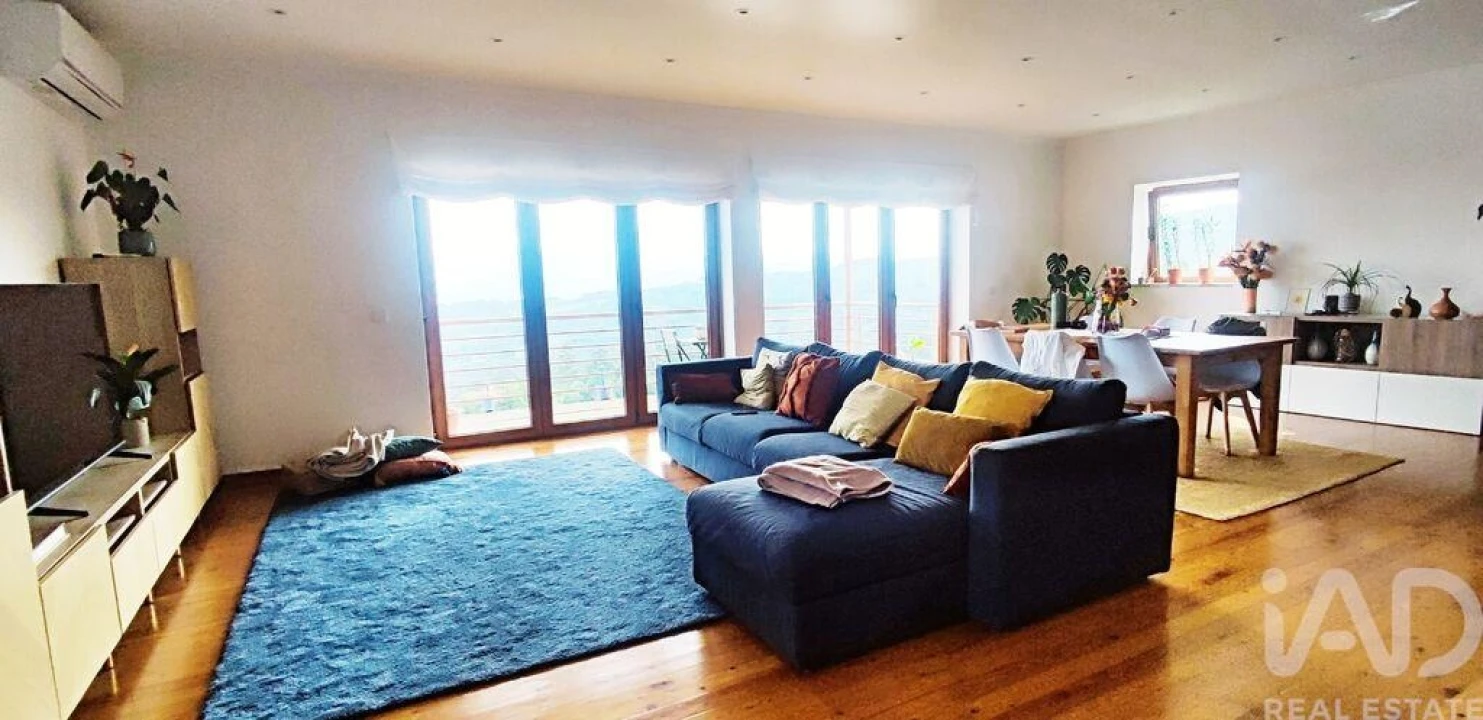 Moradia T3 para Venda em Candemil e Gondar Foto 5