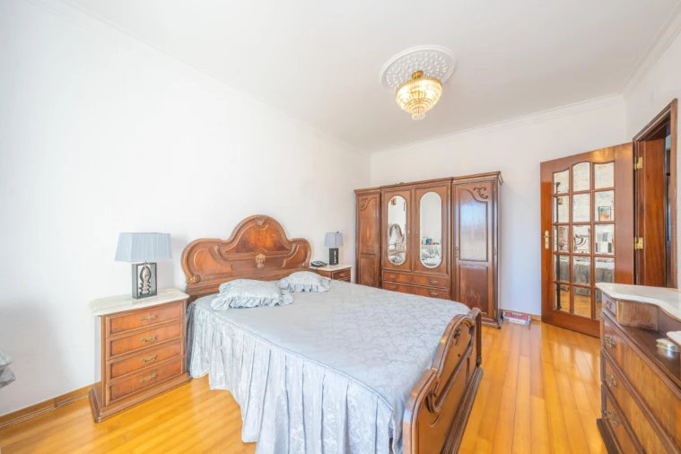 Moradia T4 para Venda em Santo Antonio da Charneca Foto 11