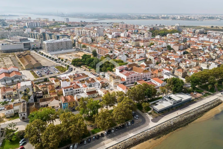 Apartamento T3 para Venda em Barreiro e Lavradio Foto 84