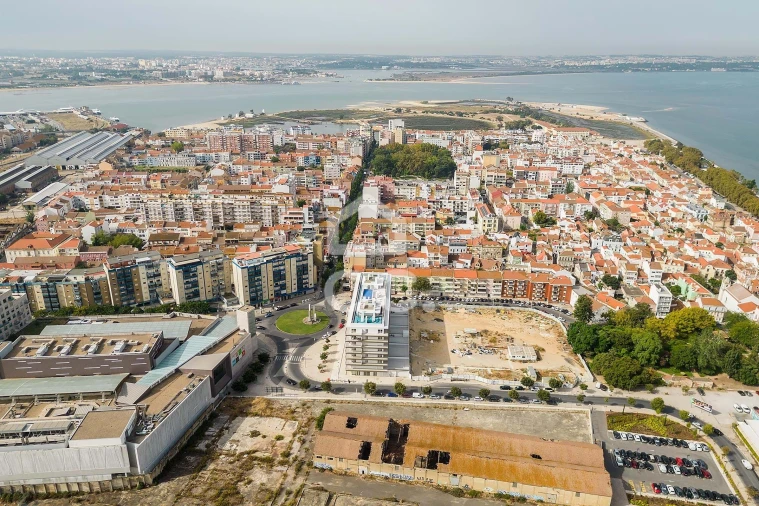 Apartamento T3 para Venda em Barreiro e Lavradio Foto 82
