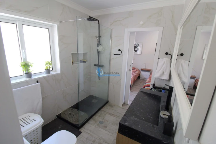 Apartamento T2 para Venda em Albufeira e Olhos de Água Foto 12