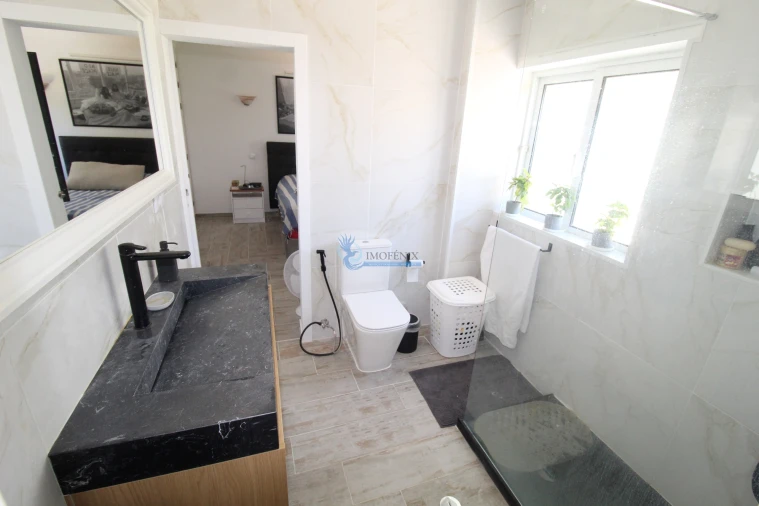 Apartamento T2 para Venda em Albufeira e Olhos de Água Foto 13