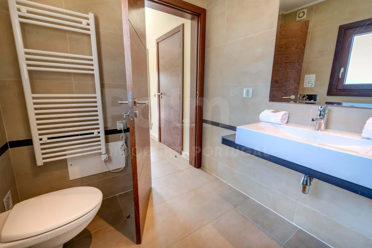 Moradia T3 para Venda em Ferragudo Foto 34