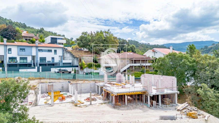 Moradia T3 para Venda em Amarante (São Gonçalo), Madalena, Cepelos e Gatão Foto 29