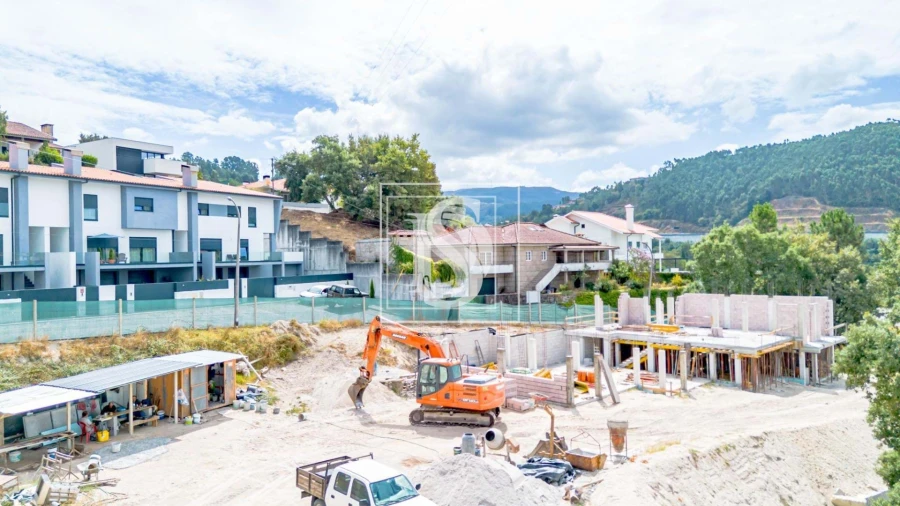Moradia T3 para Venda em Amarante (São Gonçalo), Madalena, Cepelos e Gatão Foto 30