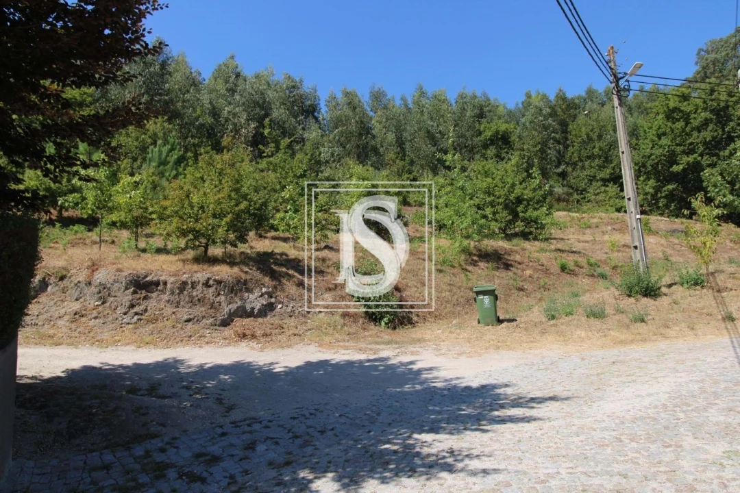 Terreno para Venda em Salvador do Monte Foto 1