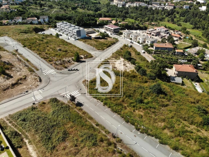 Terreno para Venda em Amarante (São Gonçalo), Madalena, Cepelos e Gatão Foto 2