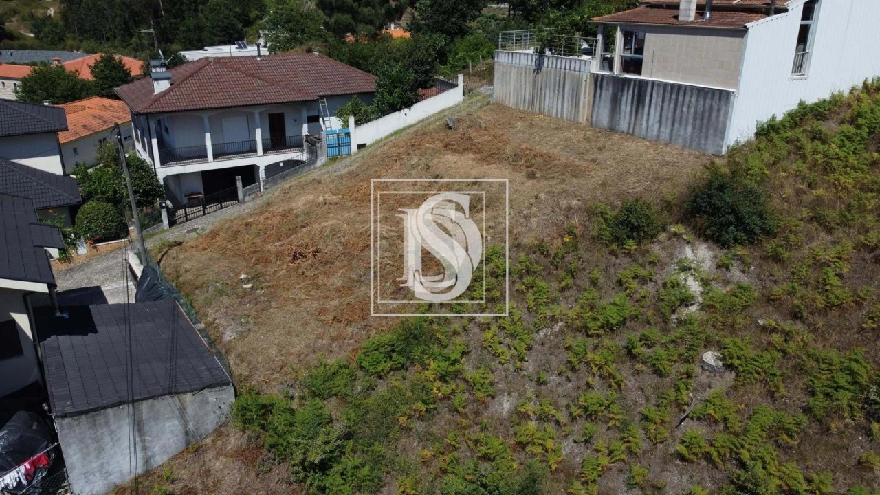 Terreno para Venda em Telões Foto 3