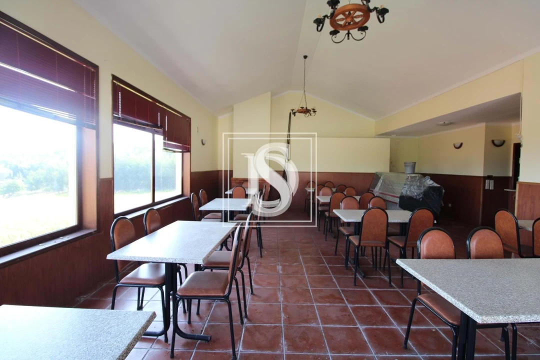 Negócio para Venda em Fregim Foto 1