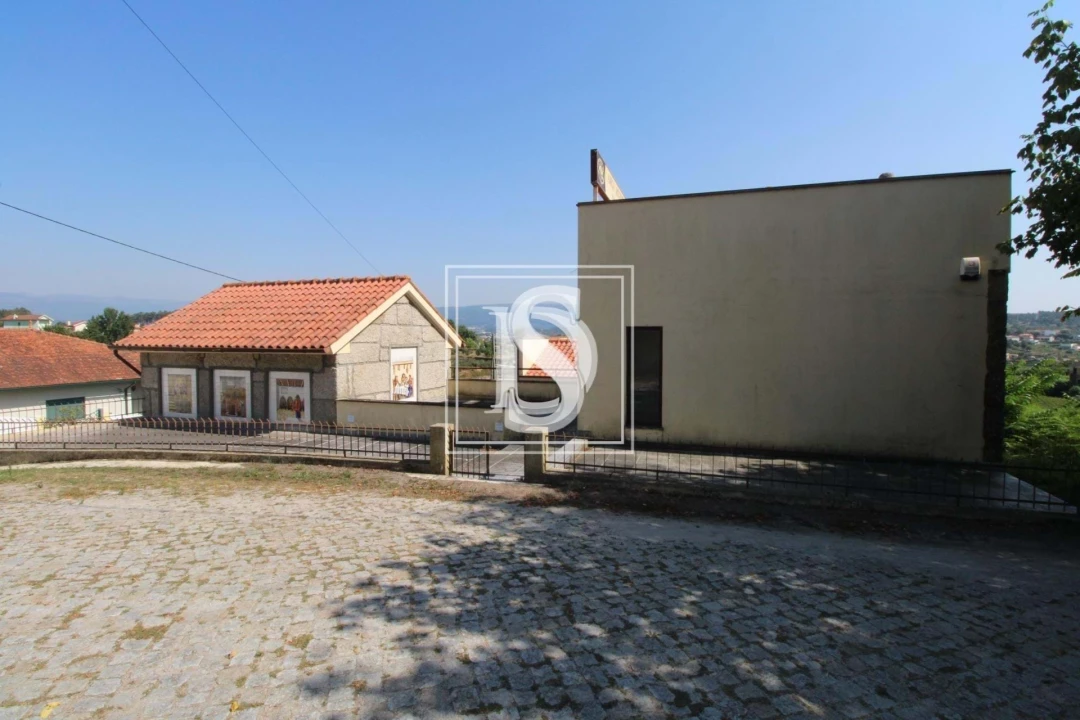 Negócio para Venda em Fregim Foto 9