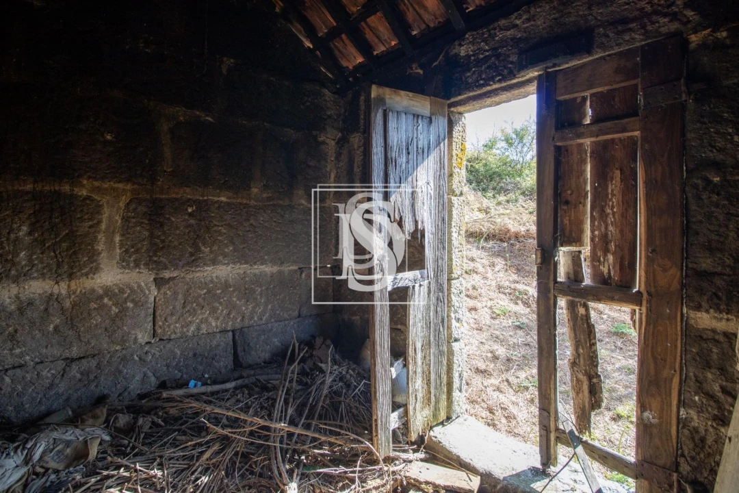 Moradia para Venda em Gestaço Foto 27