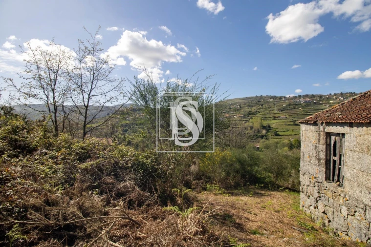 Moradia para Venda em Gestaço Foto 20