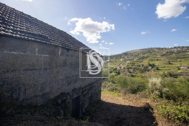 Moradia para Venda em Gestaço Foto 16