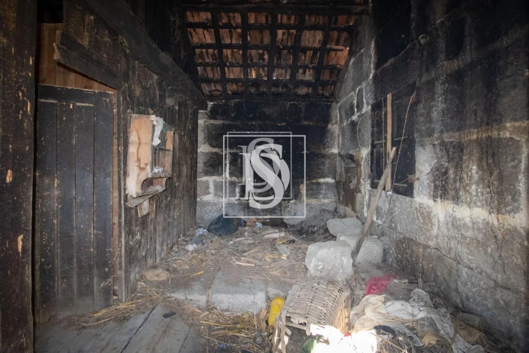 Moradia para Venda em Gestaço Foto 11