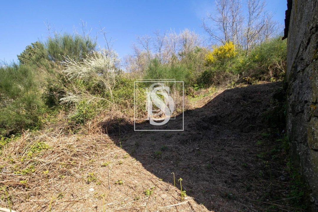 Moradia para Venda em Gestaço Foto 31