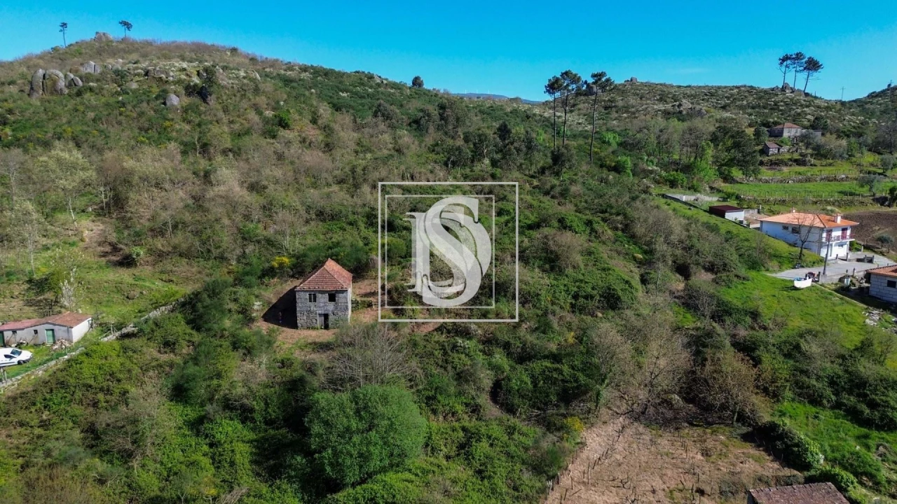 Moradia para Venda em Gestaço Foto 8