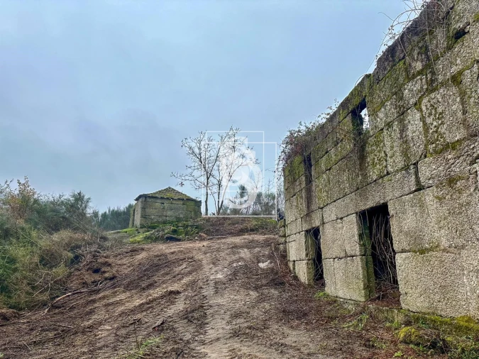 Moradia para Venda em Bustelo, Carneiro e Carvalho de Rei Foto 12