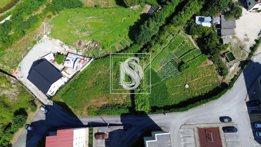 Terreno para Venda em Telões Foto 1