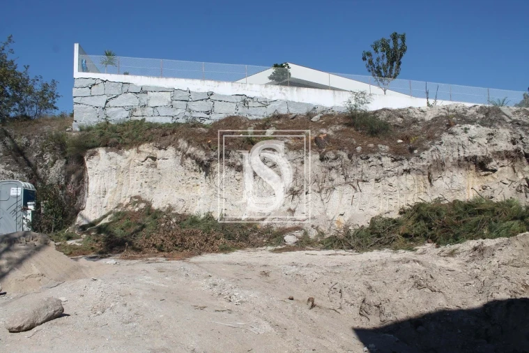 Terreno para Venda em Vila Caiz Foto 11