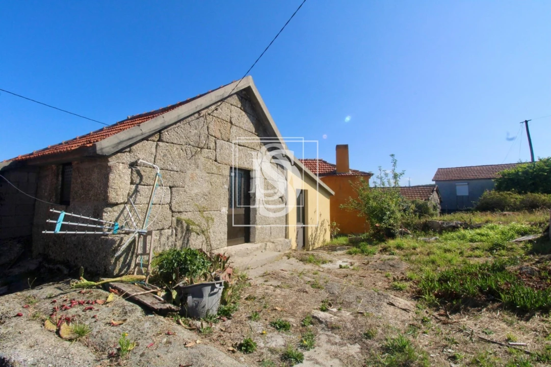 Moradia T1 para Venda em Gouveia (São Simão) Foto 28