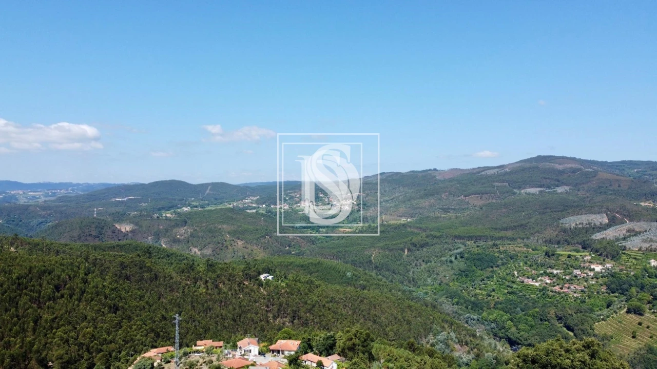 Moradia T1 para Venda em Gouveia (São Simão) Foto 44