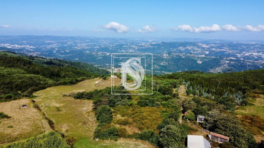 Moradia T1 para Venda em Gouveia (São Simão) Foto 40