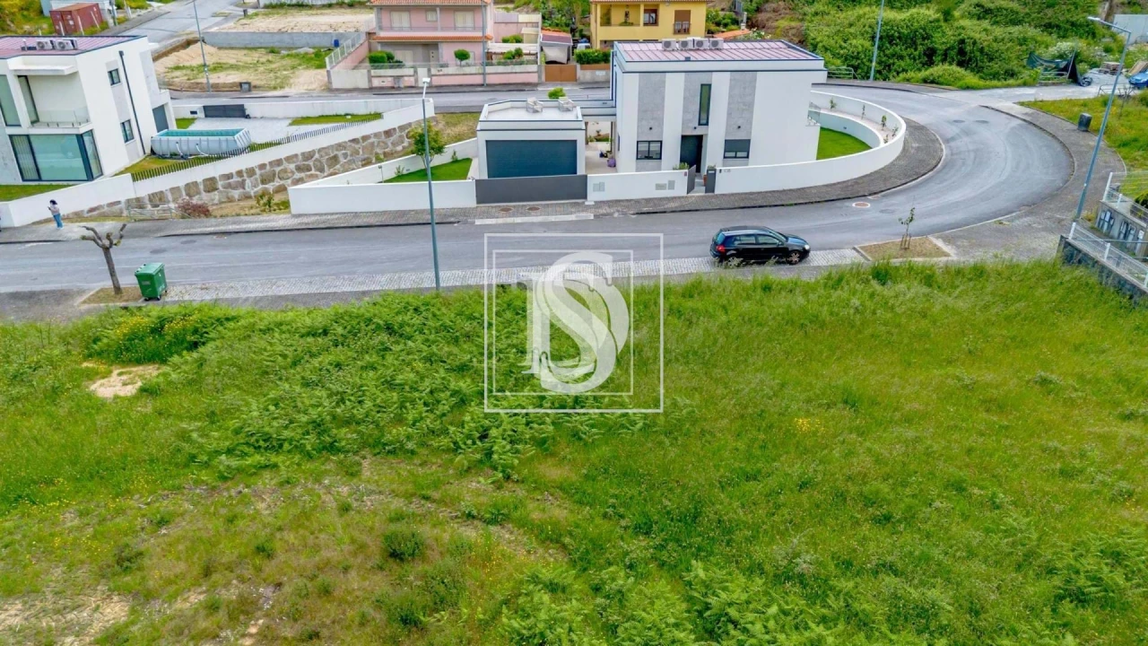 Terreno para Venda em Lomba Foto 16